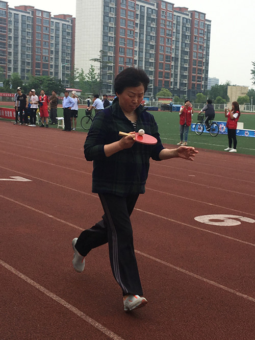 我院教职工积极参加2017年ok1188诸侯快讯教职工运动会